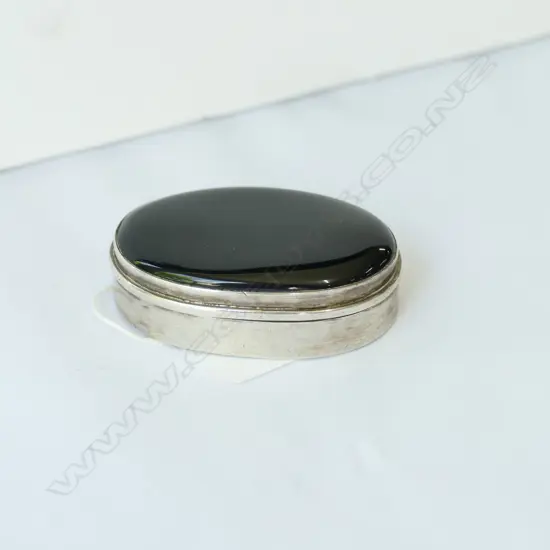 SILVER PILL BOX
