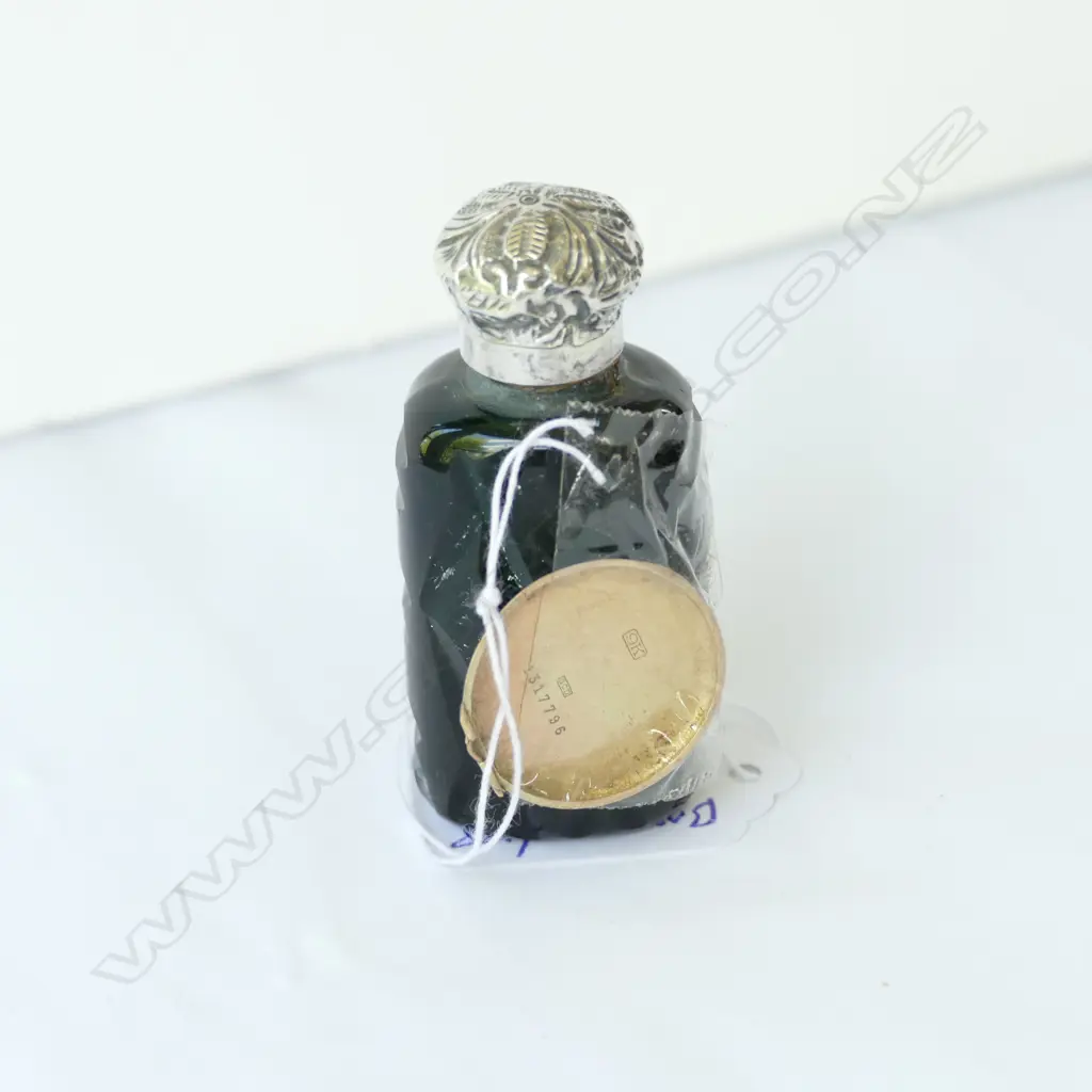 SMALL SILVER TOPPED SCENT BOTTLE + 9CT P/WATCH BACK Image 1++