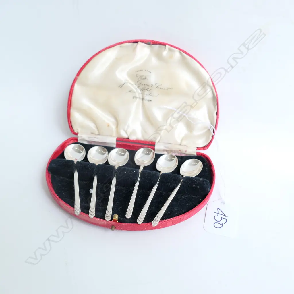 BOX OF 6 SMALL SILVER COFFEE SPOONS/ BOXED Image 1++
