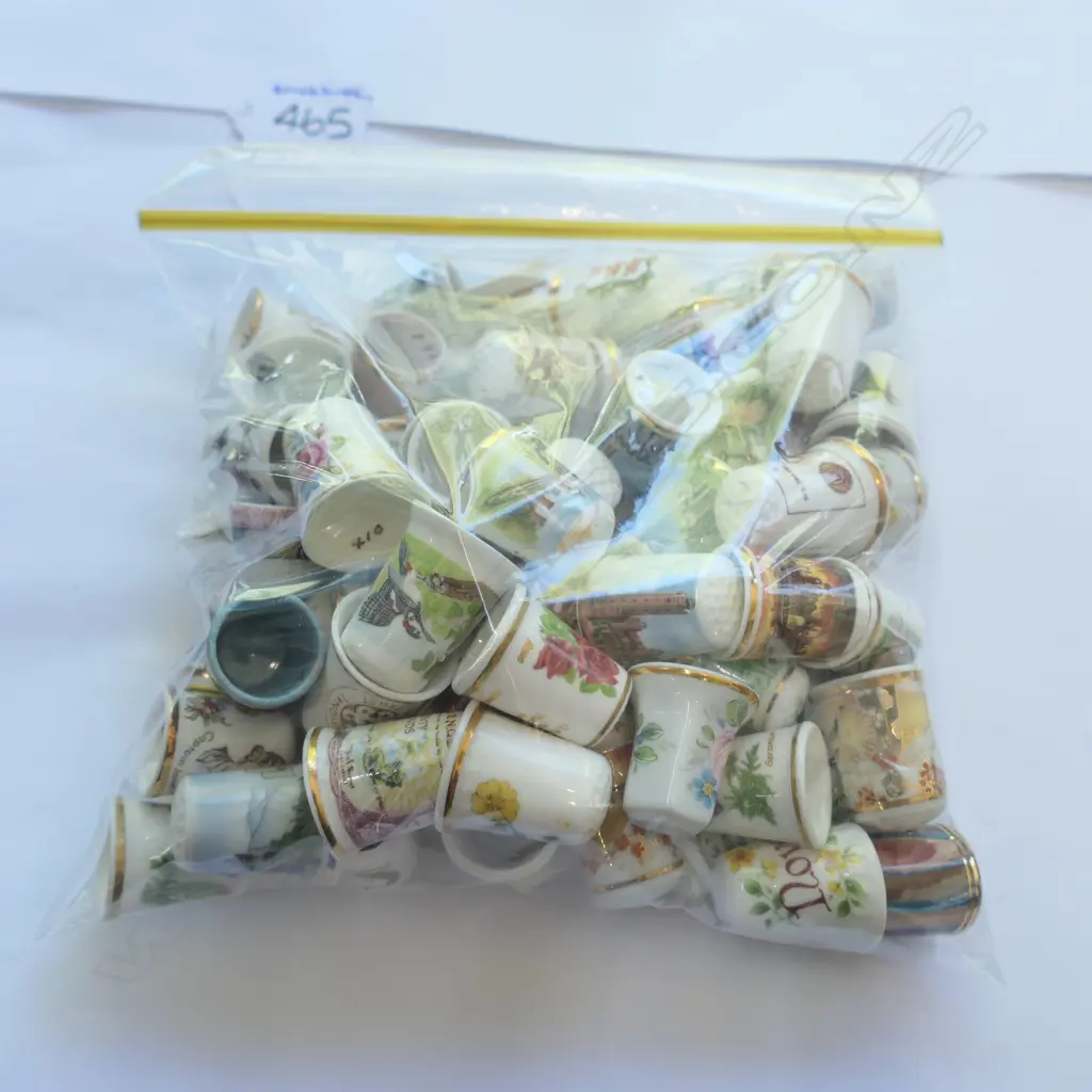 LOT ASST CERAMIC THIMBLES Image 1++