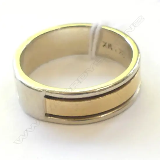 9CT Y/W GOLD WEDDING BAND 6.8 GMS