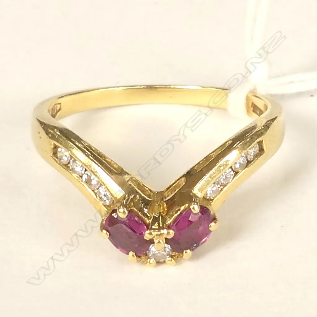 14CT GOLD DIAMOND RUBY RING Image 1++