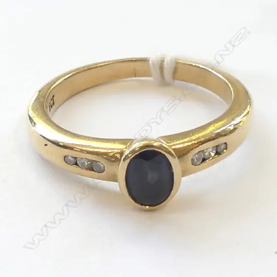 9CT GOLD SAPPHIRE AND DIAMOND RING