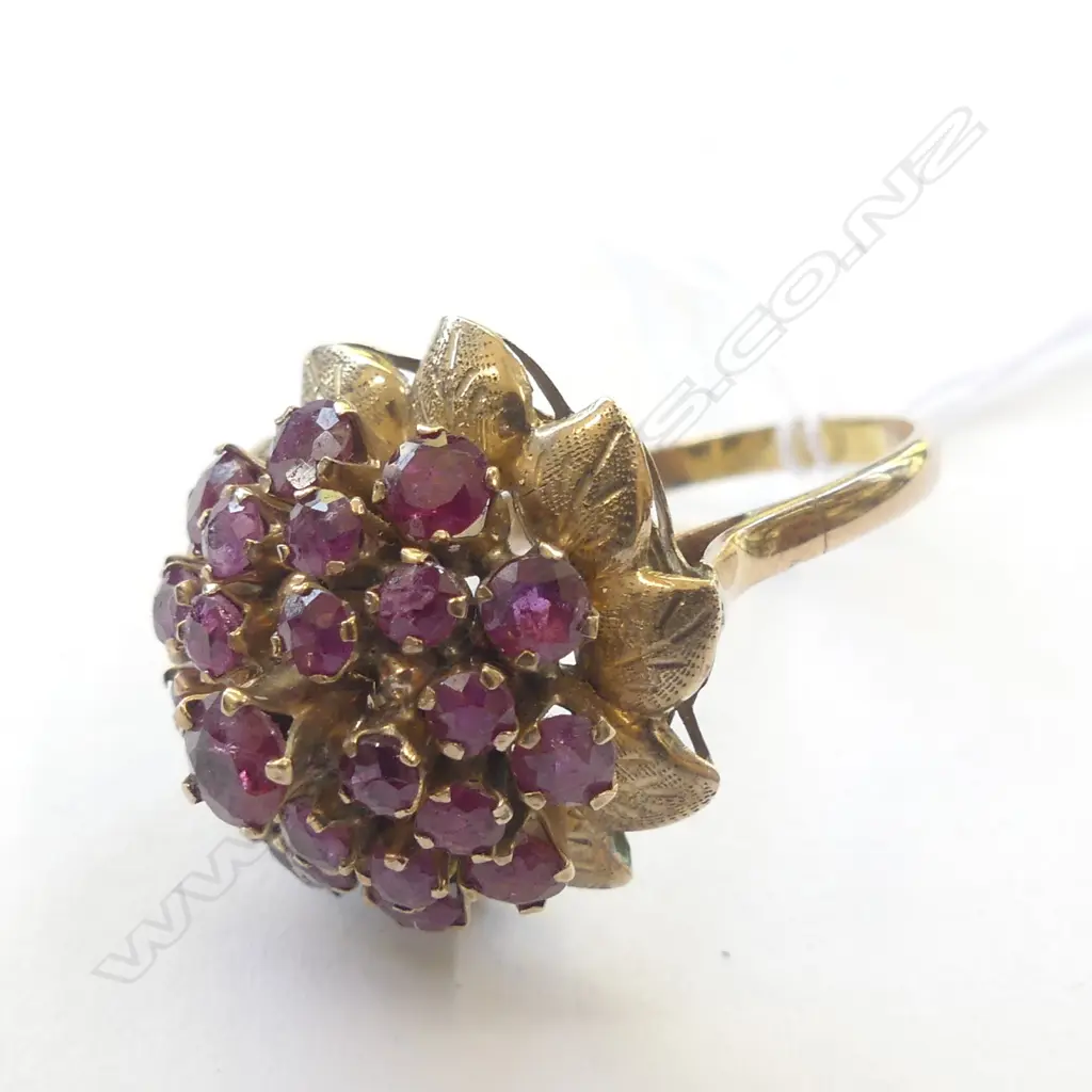 RETRO 14CT GOLD AND RUBY RING Image 1++
