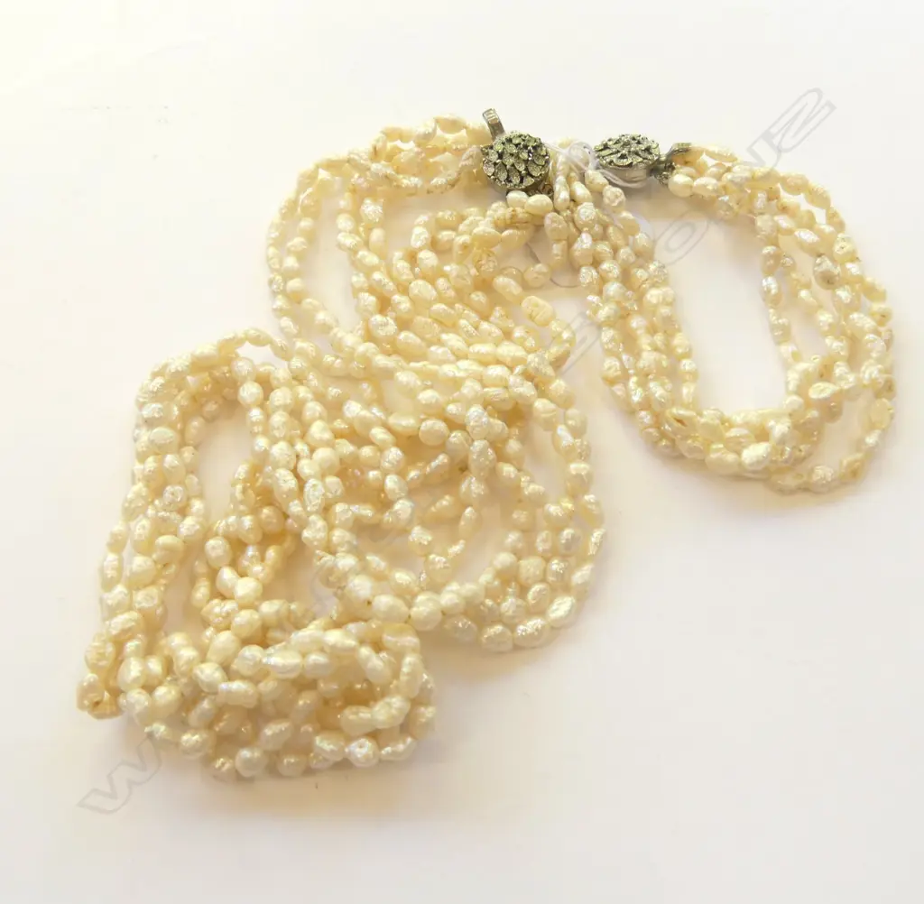 FRESH WATER "RICE" PEARL NECKLACE AND BRACELET Image 1++