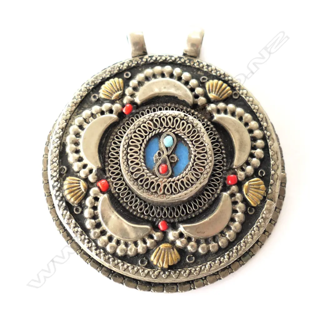 LARGE SILVER PENDANT WITH BLUE & RED ENAMEL Image 1++