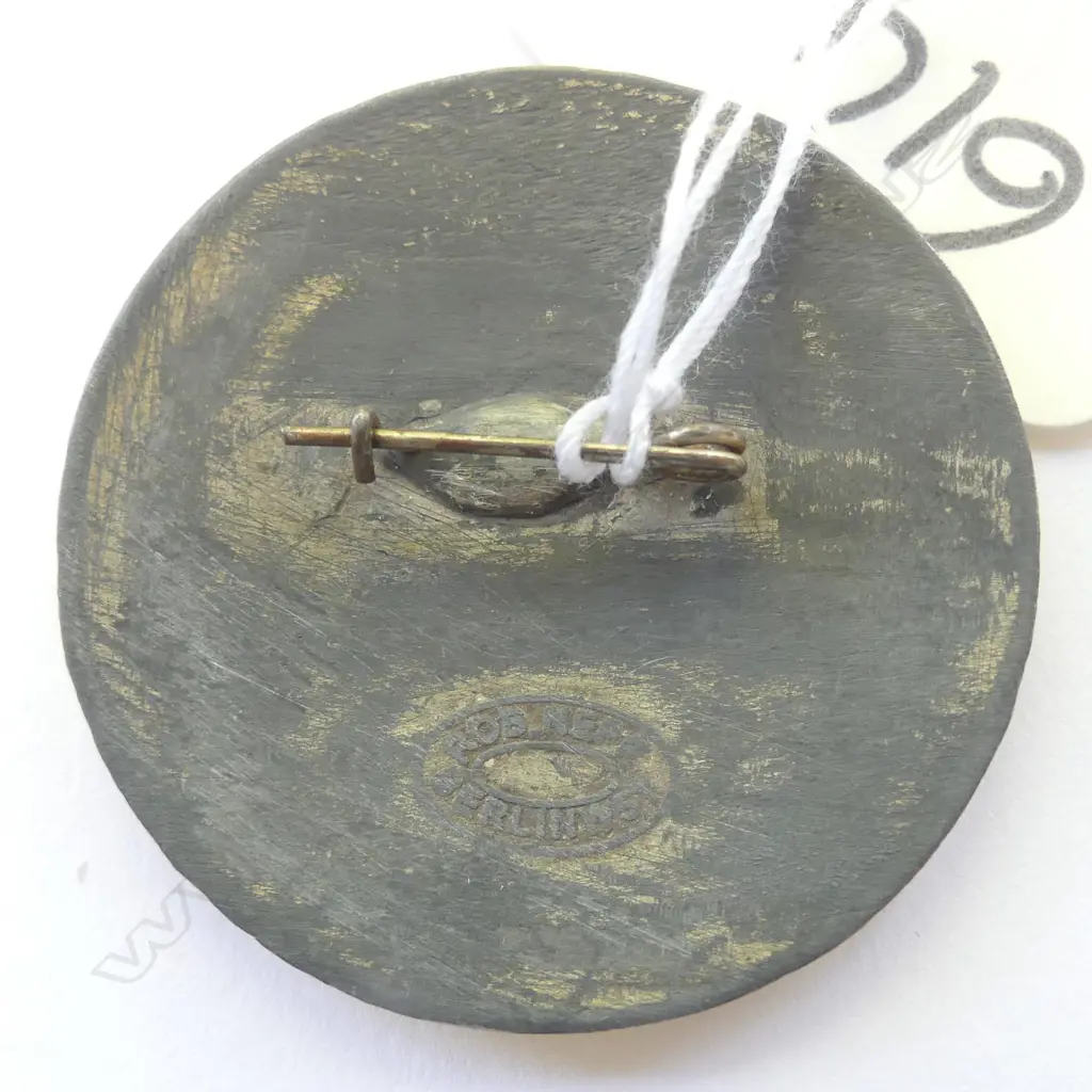 1936 BERLIN OLYMPICS YELLOW ENAMEL BADGE, 40MM Image 1++