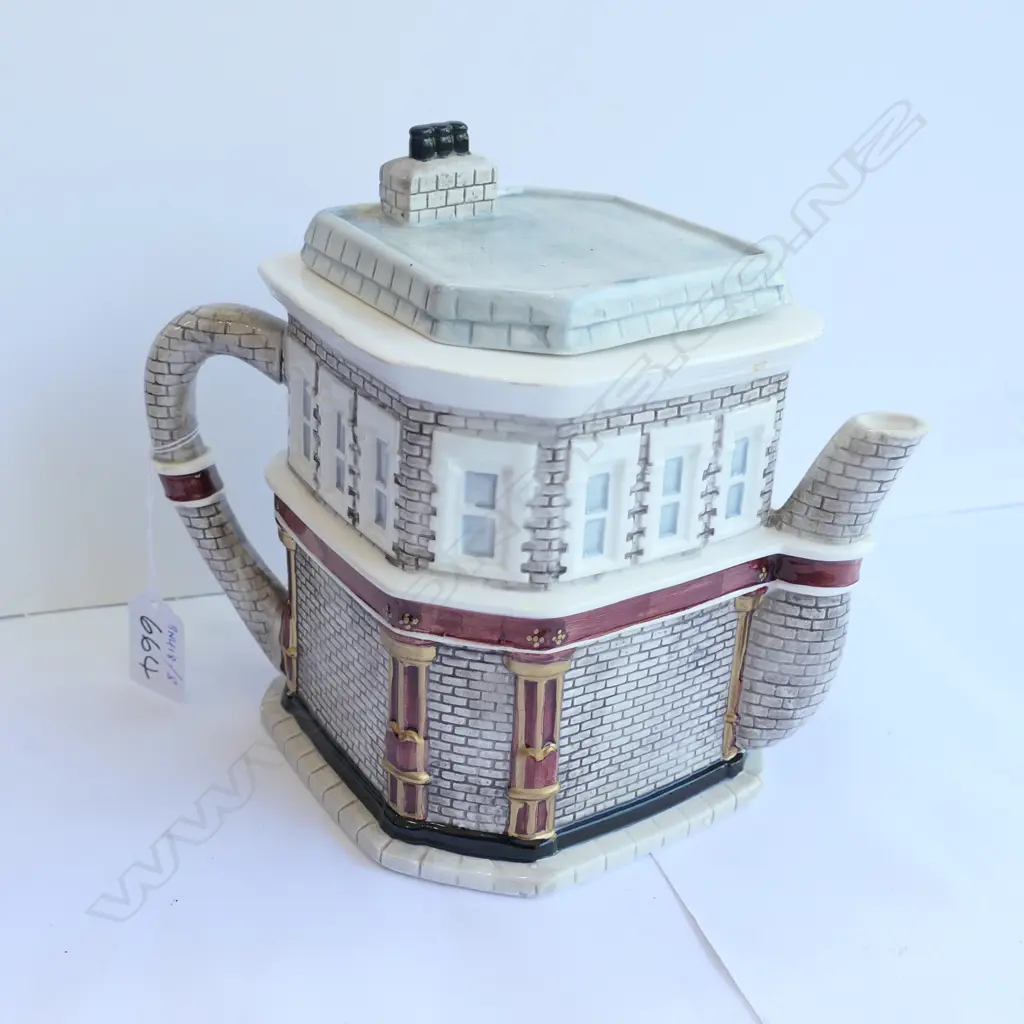 TEA POT QUEEN VICTORIA PUB from EASTENDERS BBC SERIES Image 1++