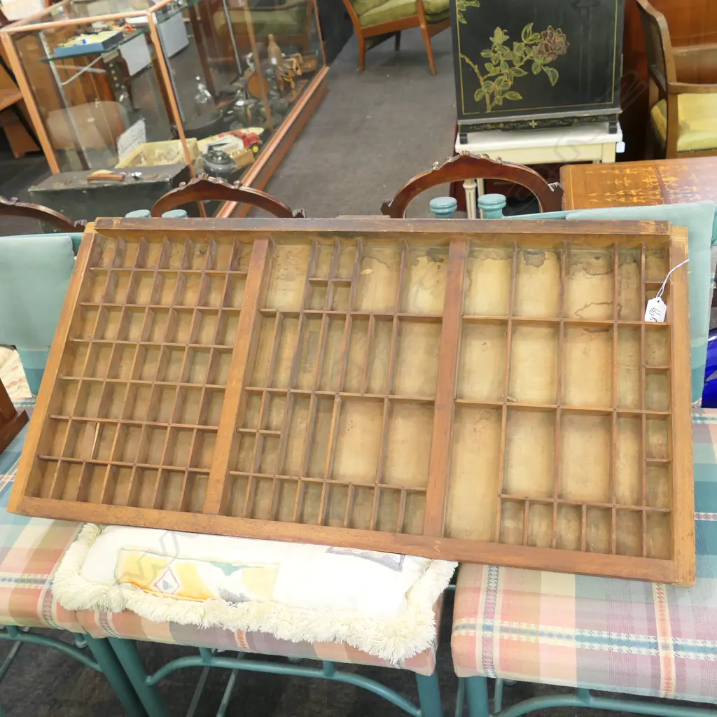 PRINTERS TRAY 820MM H Image 1++