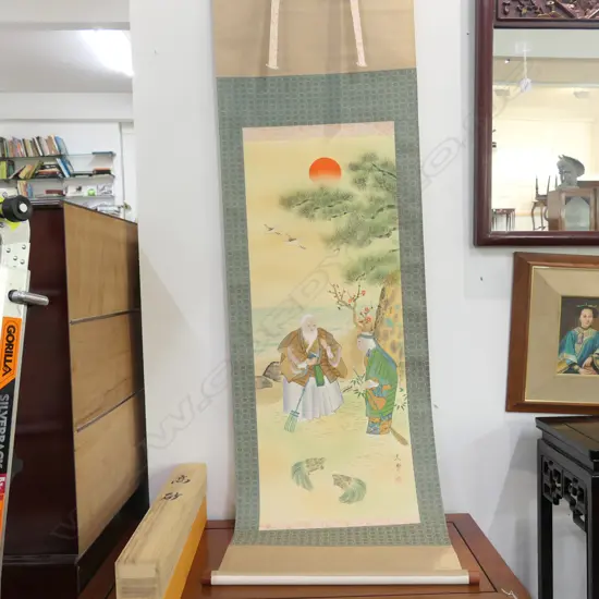 JAPANESE KAKEJIKU (HUNG SCROLL), IN ORIGINAL BOX (238)