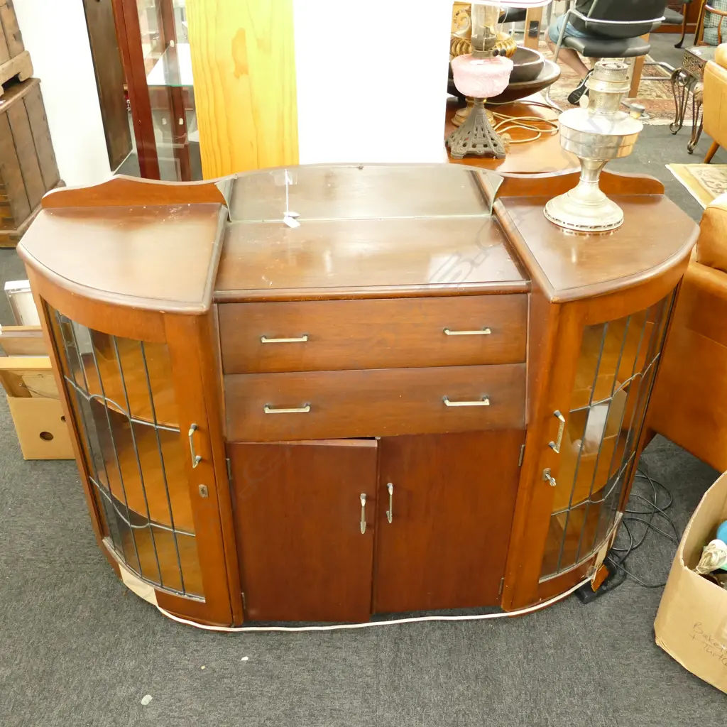 OAK LEADLIGHT SIDEBOARD (1335MM WIDE) ) Image 1++