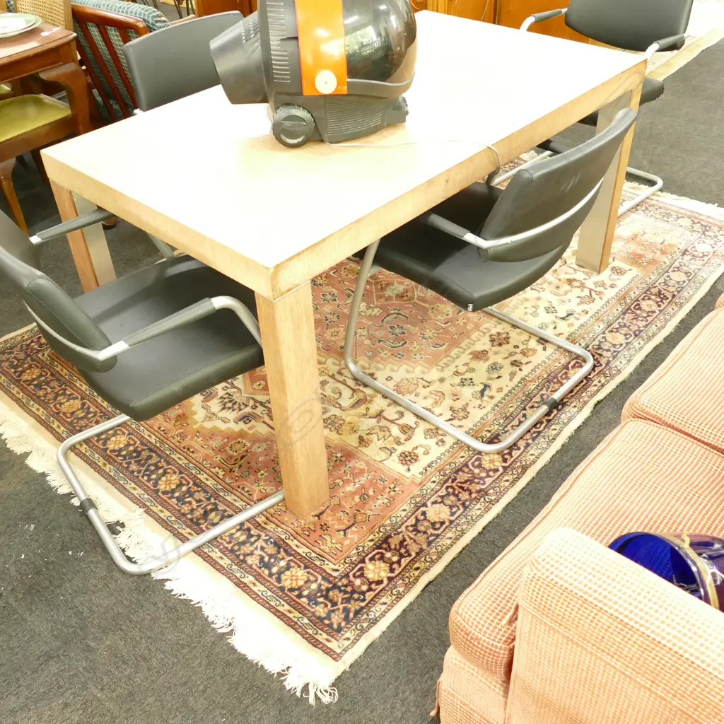 LARGE WOOLLEN CARPET Image 1++