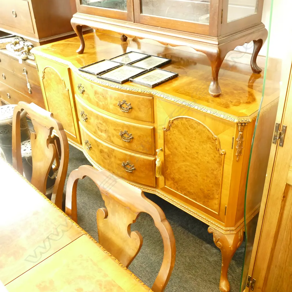 WALNUT SIDEBOARD Image 1++