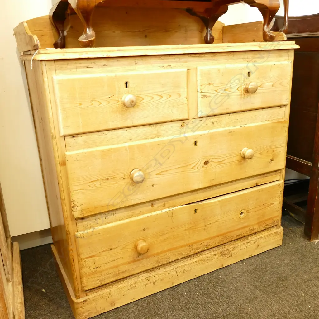 COUNTRY PINE 4 DRAWER DRESSER AF 1050MM H 970MM W Image 1++