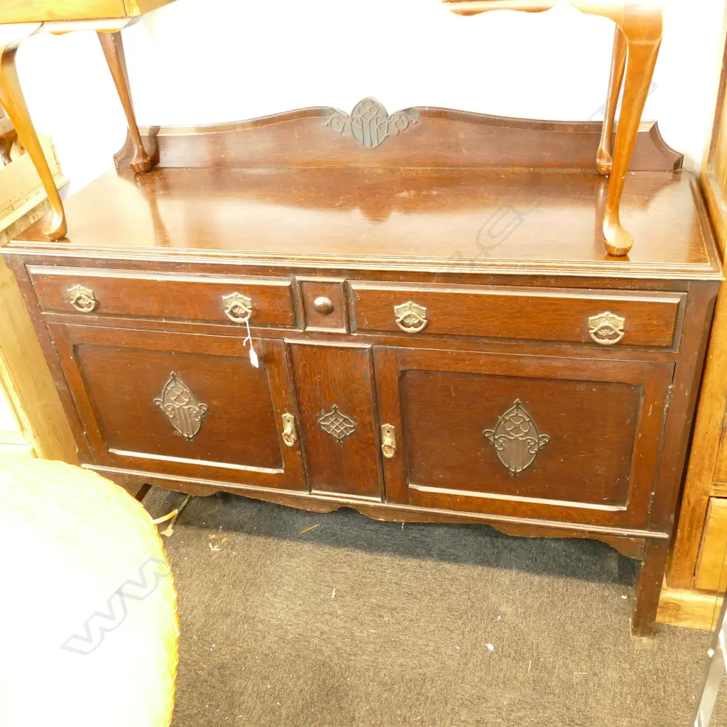 ART DECO / ARTS AND CRAFT SIDEBOARD 1370MM L 1080MM H Image 1++