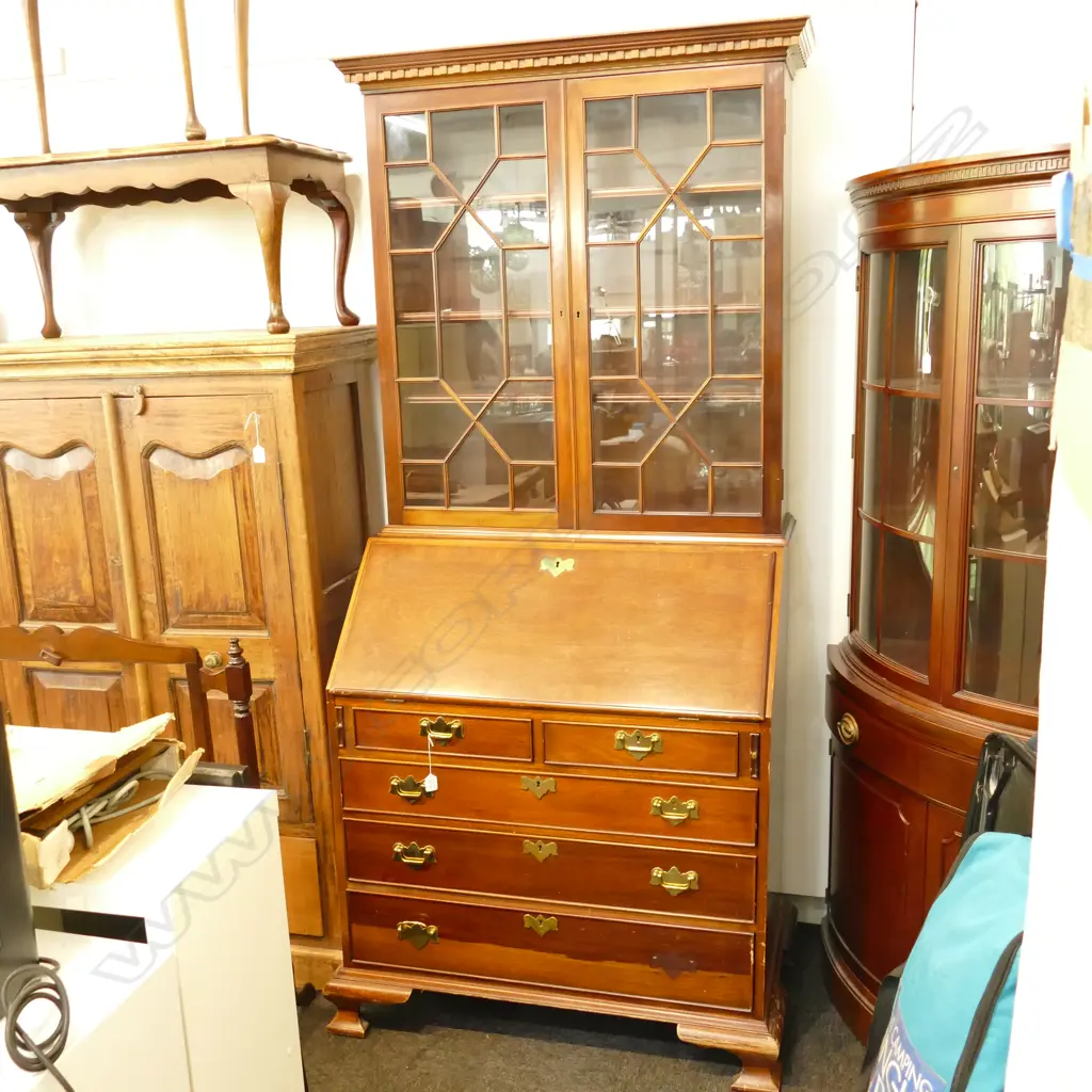 GEORGIAN STYLE BUREAU BOOKCASE Image 1++