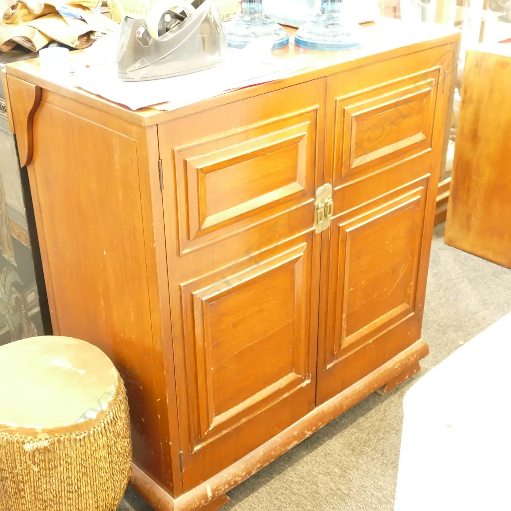 TEAK 2 DOOR CABINET Image 1++