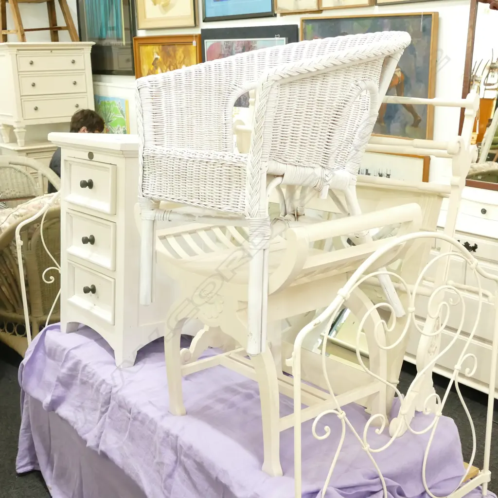 LOT ASST WHITE FURNITURE INCLUDING TAIL RACK, CHAIR ETC Image 1++