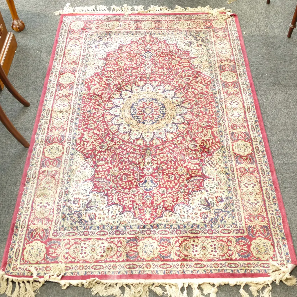 RED /BEIGE PERSIAN STYLE RUG L 1900 MM Image 1++