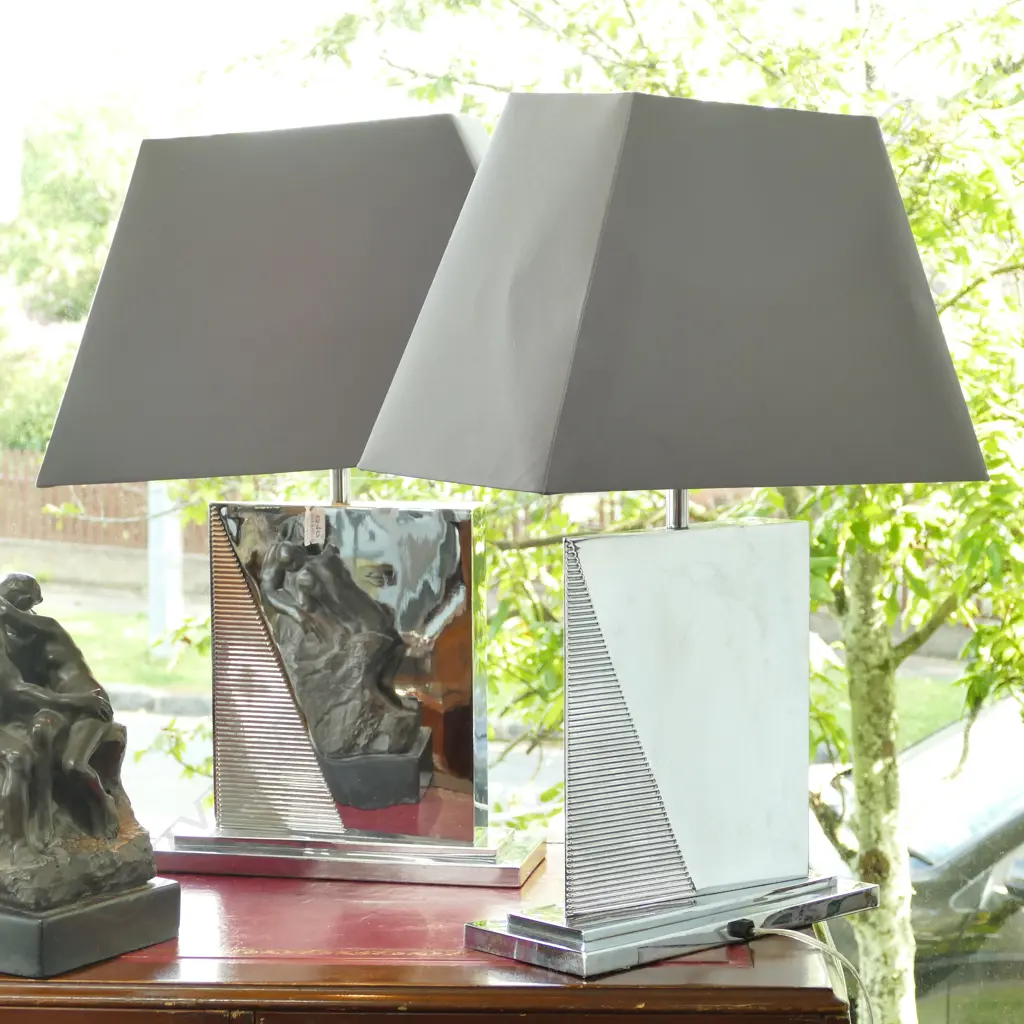 PAIR OF ART DECO STYLE LAMPS Image 1++