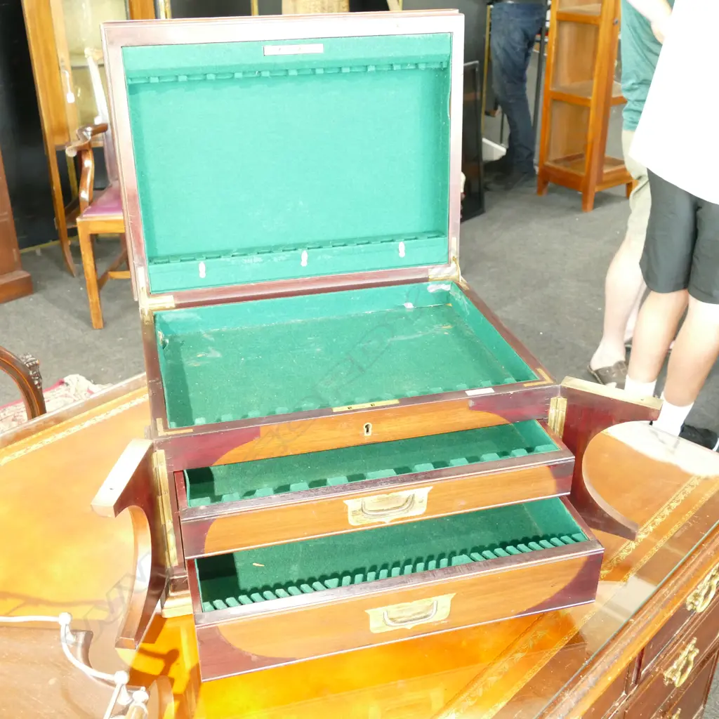 1910C MAHOGANY CANTEEN BOX LGE & FITTED Image 1++