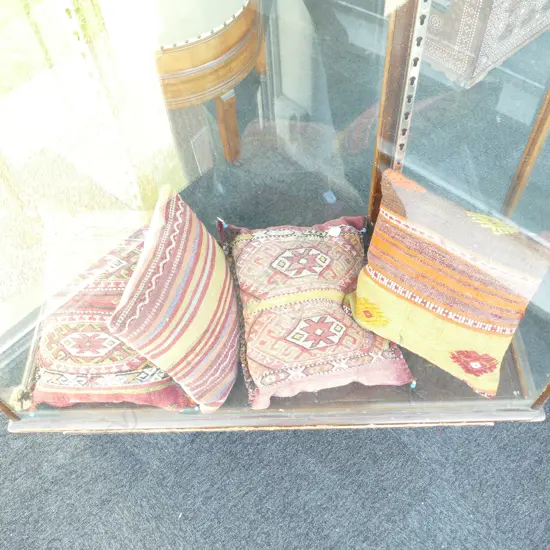 4 KELIM CUSHIONS 