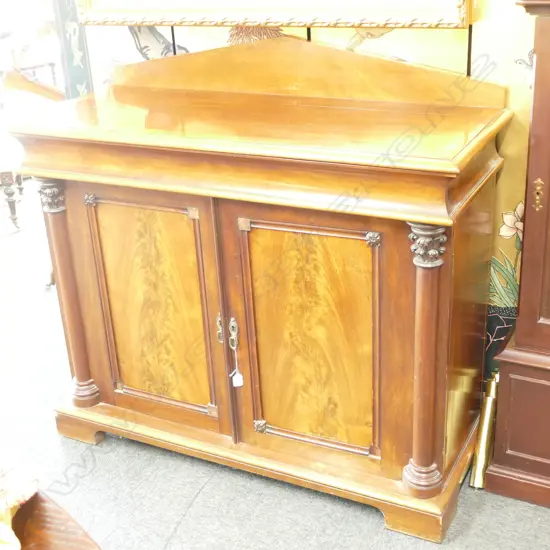 REGENCY MAHOG CHIFFONIER ARCHITECTUAL BACK A.F