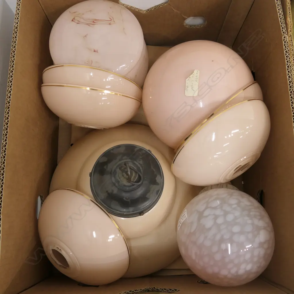 BOX LOT PINK ART DECO LIGHT FITTINGS Image 1++