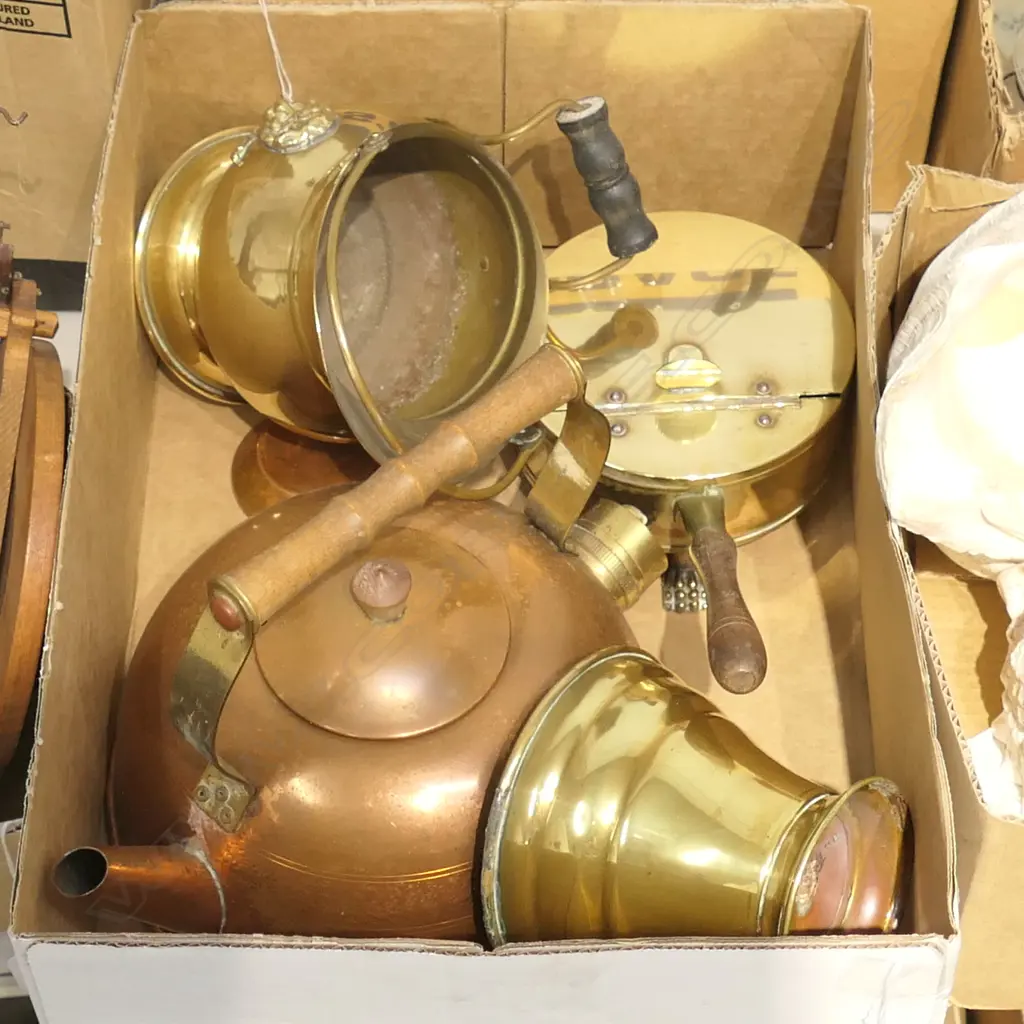 BOX ASST ITEMS Image 1++