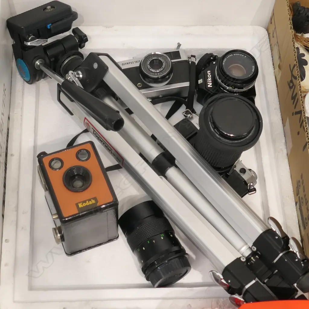 BOX FILM CAMERAS ETC INCL. CANON AE1 / OLYMPUS TRIP 35 / NIKON EM / TRIPOD ETC Image 1++