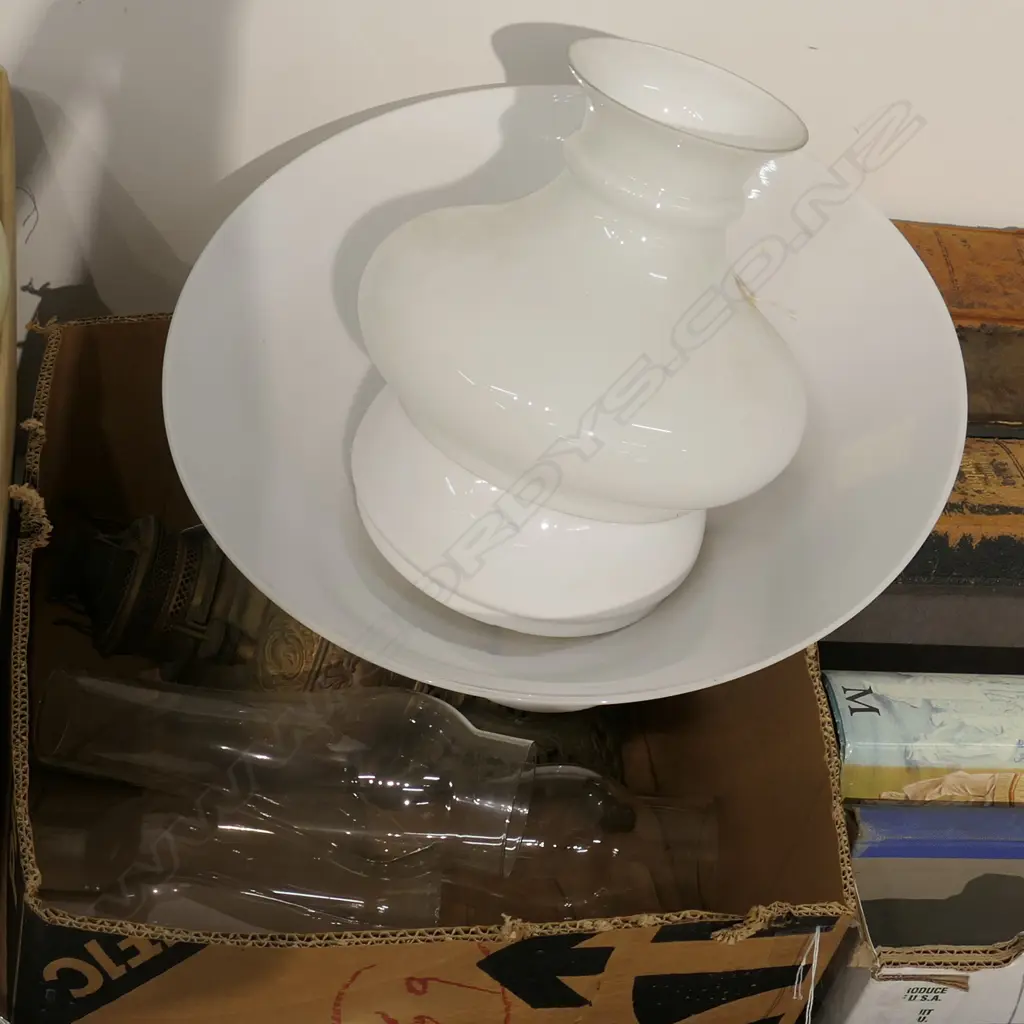 BOX LOT KEROSENE LAMP, SHADES AND FLUTES Image 1++