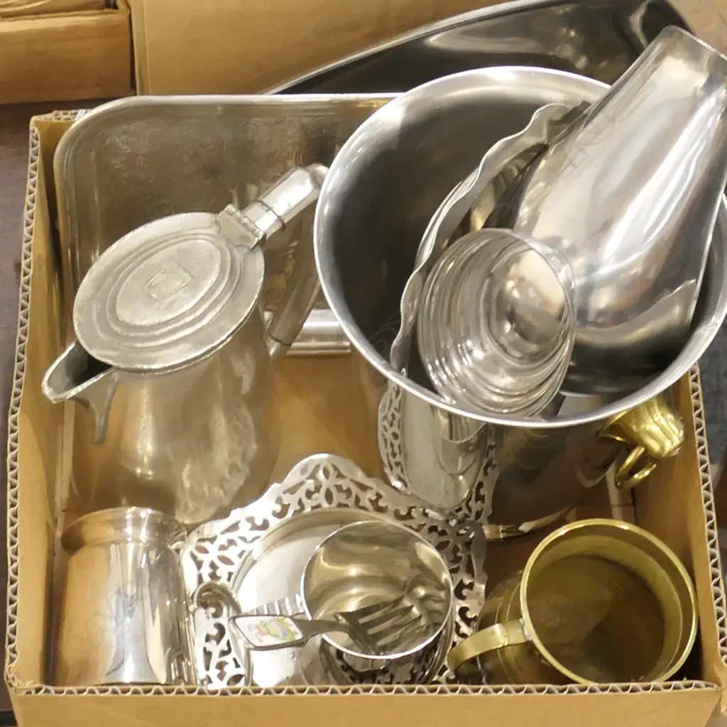 BOX SILVER PLATE, "HOTEL WATERLOO" JUG ETC Image 1++