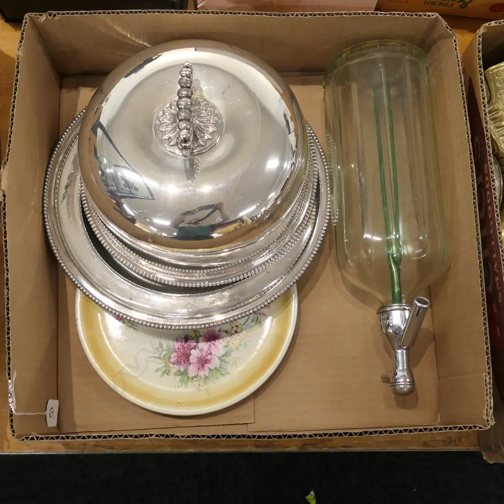 LOT ASST INCL GREY & MENZIES SODA SYPHON EP CHEESE TRAY / RAYMOND CHING PRINT ETC Image 1++