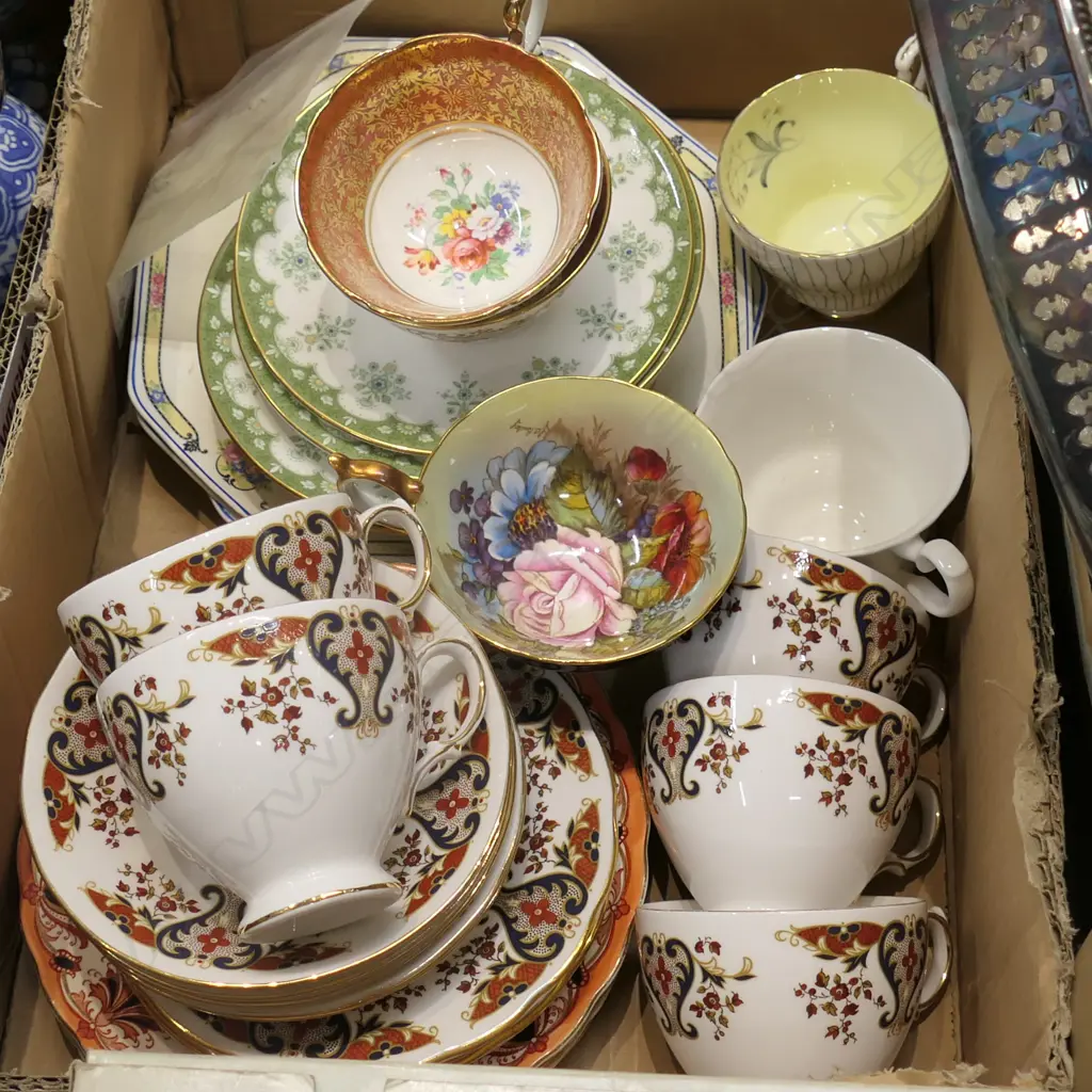 BOX FINE CHINA TEAWARE CUPS, PLATES ETC Image 1++