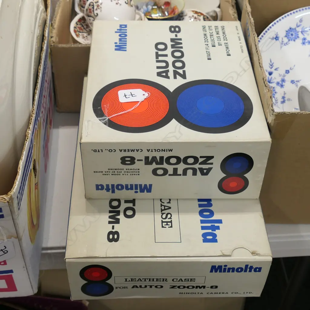 MINOLTA AUTO ZOOM 8 AND LEATHER CASE IN BOX Image 1++