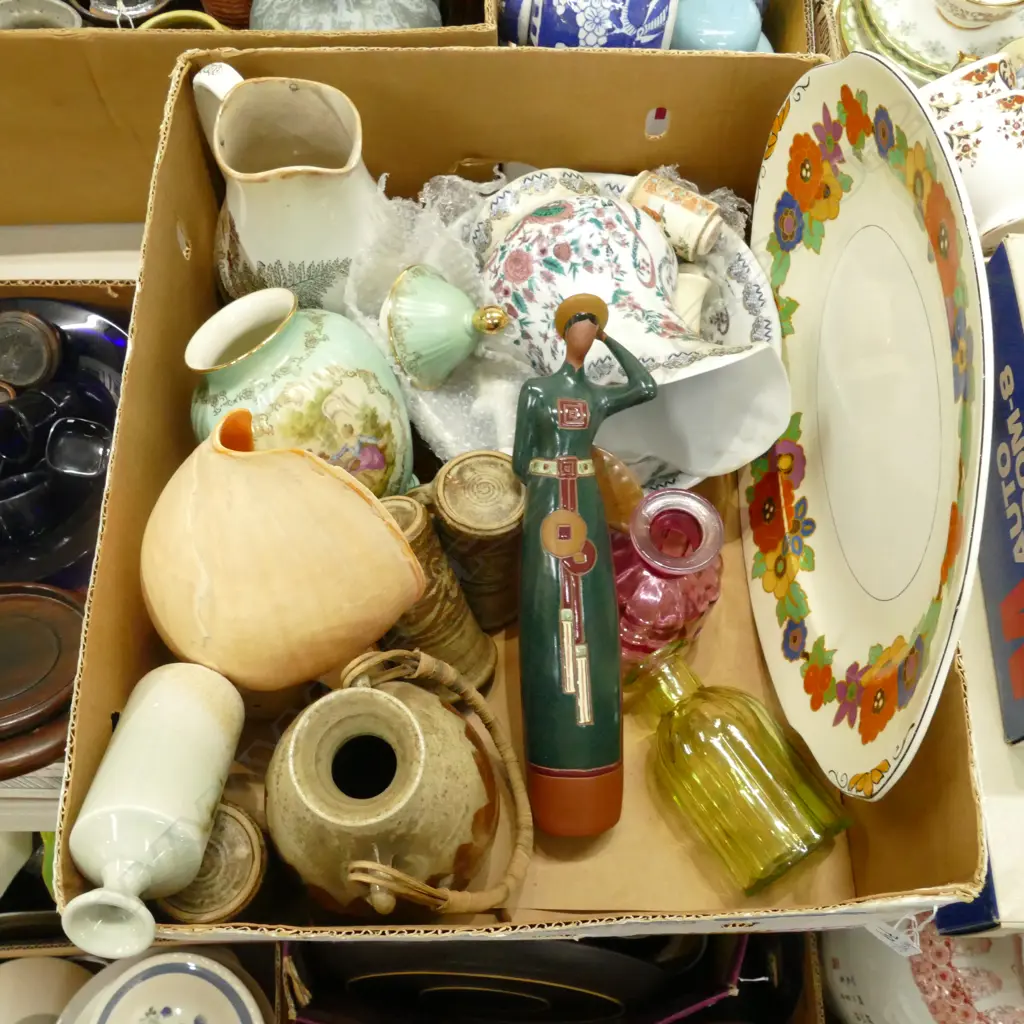 BOX LOT ASST CERAMICS Image 1++