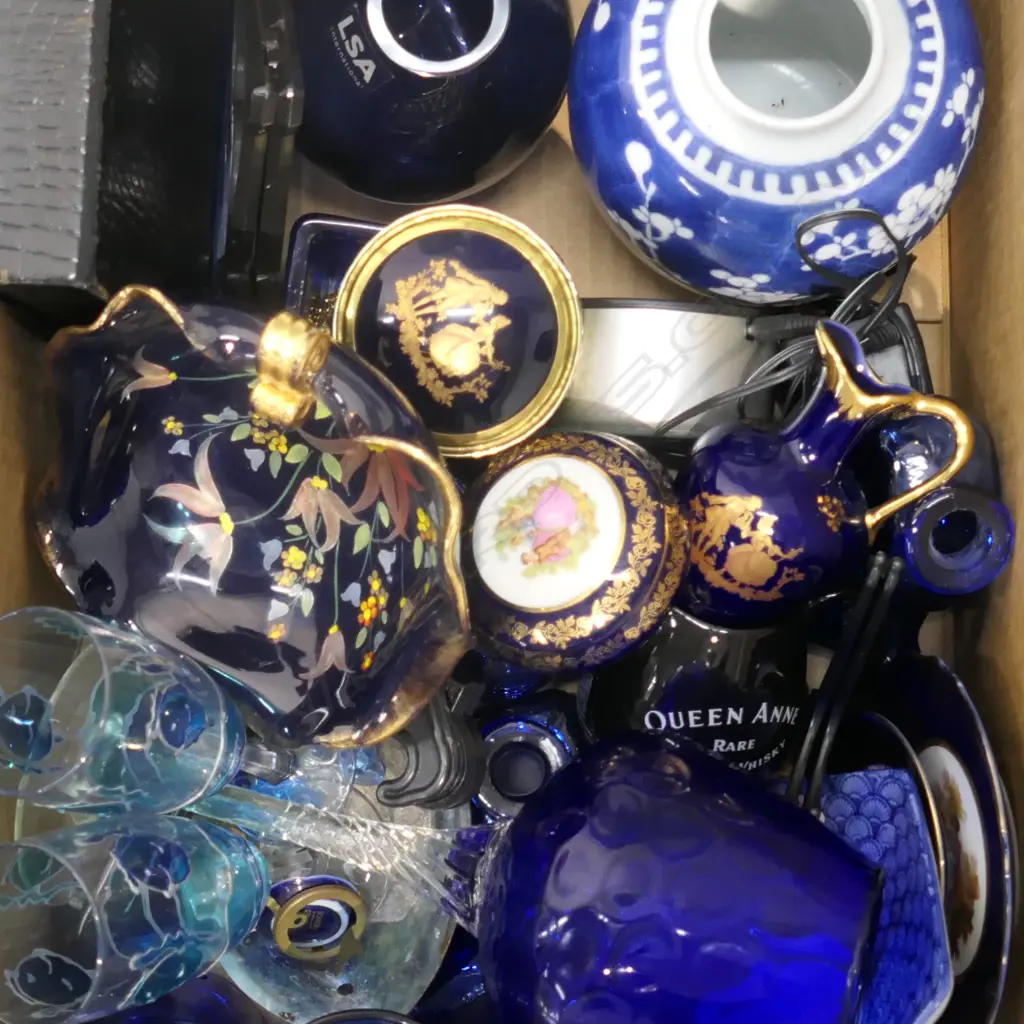 LOT ASST BLUE GLASS /LIMOGES/ETC Image 1++