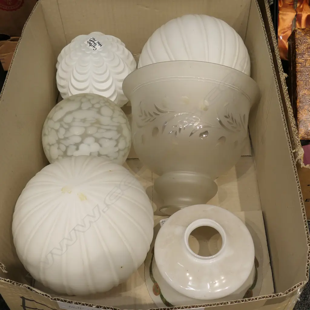 BOX LOT EDWARDIAN CUT GLASS / ART DECO SHADES Image 1++