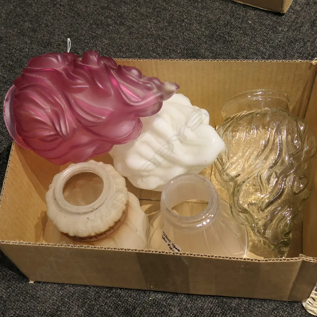 BOX LOT 3 FLAME ART DECO LIGHTS AND OTHERS Image 1++