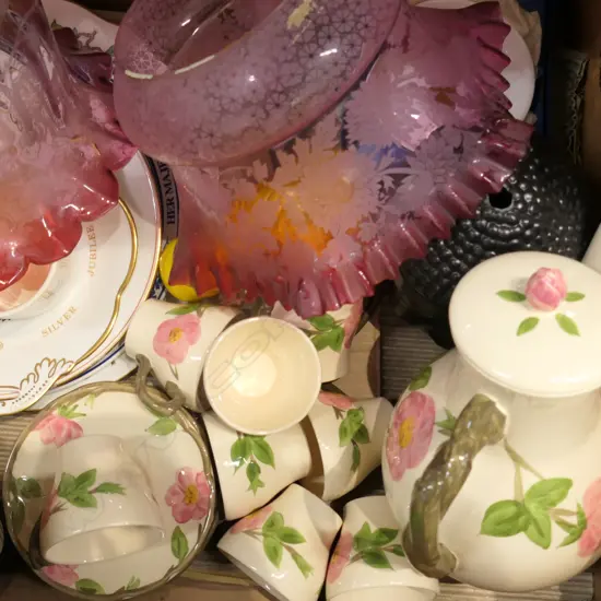 BOX ASST GLASS & CHINA INCL. CRANBERRY VICTORIAN SHADES
