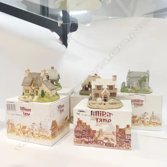 5 LILLIPUT LANE HOUSES BOXED