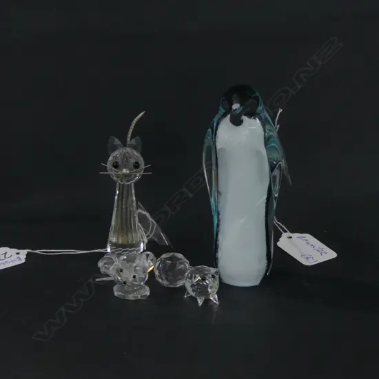 ASST SWAROVSKI + GLASS PENGUIN
