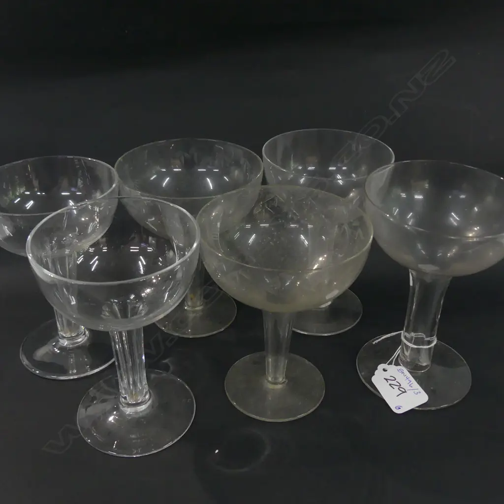 6 ASSRTD HOLLOW STEMMED CHAMPAGNE GLASSES Image 1++
