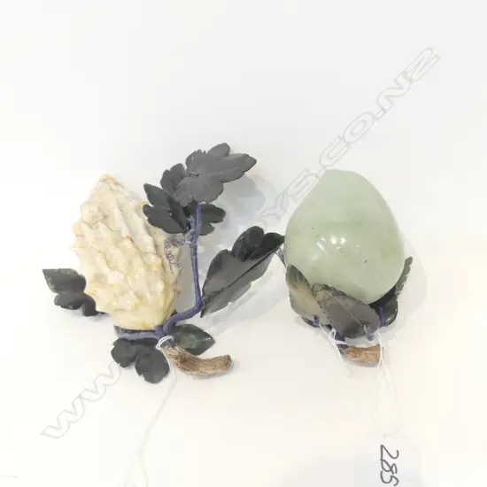 CHINESE JADE DURIAN FRUIT & CHINESE JADE PEACH