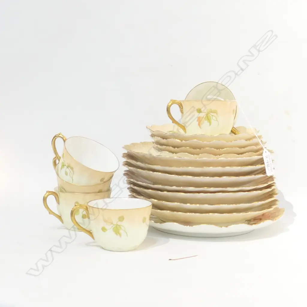 ASST FRENCH PORCELAIN TEA WARE Image 1++