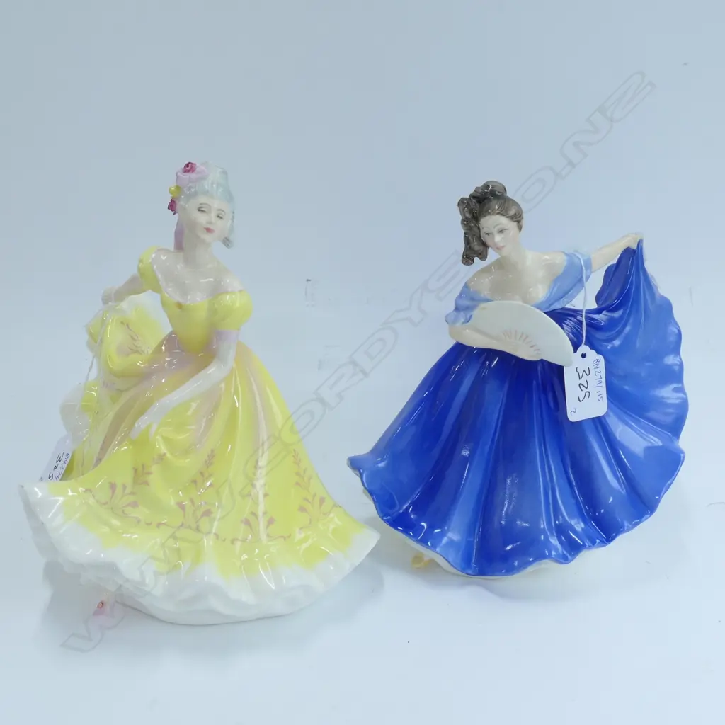 2 R. DOLTON FIGURINES, ELAIN AND NINETTE, H.200MM (TALLEST) Image 1++