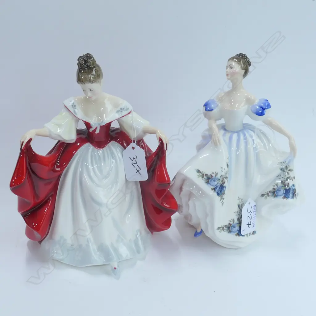2 R. DOLTON FIGURINES, BEATRICE AND SARAH, H.190MM (TALLEST) Image 1++
