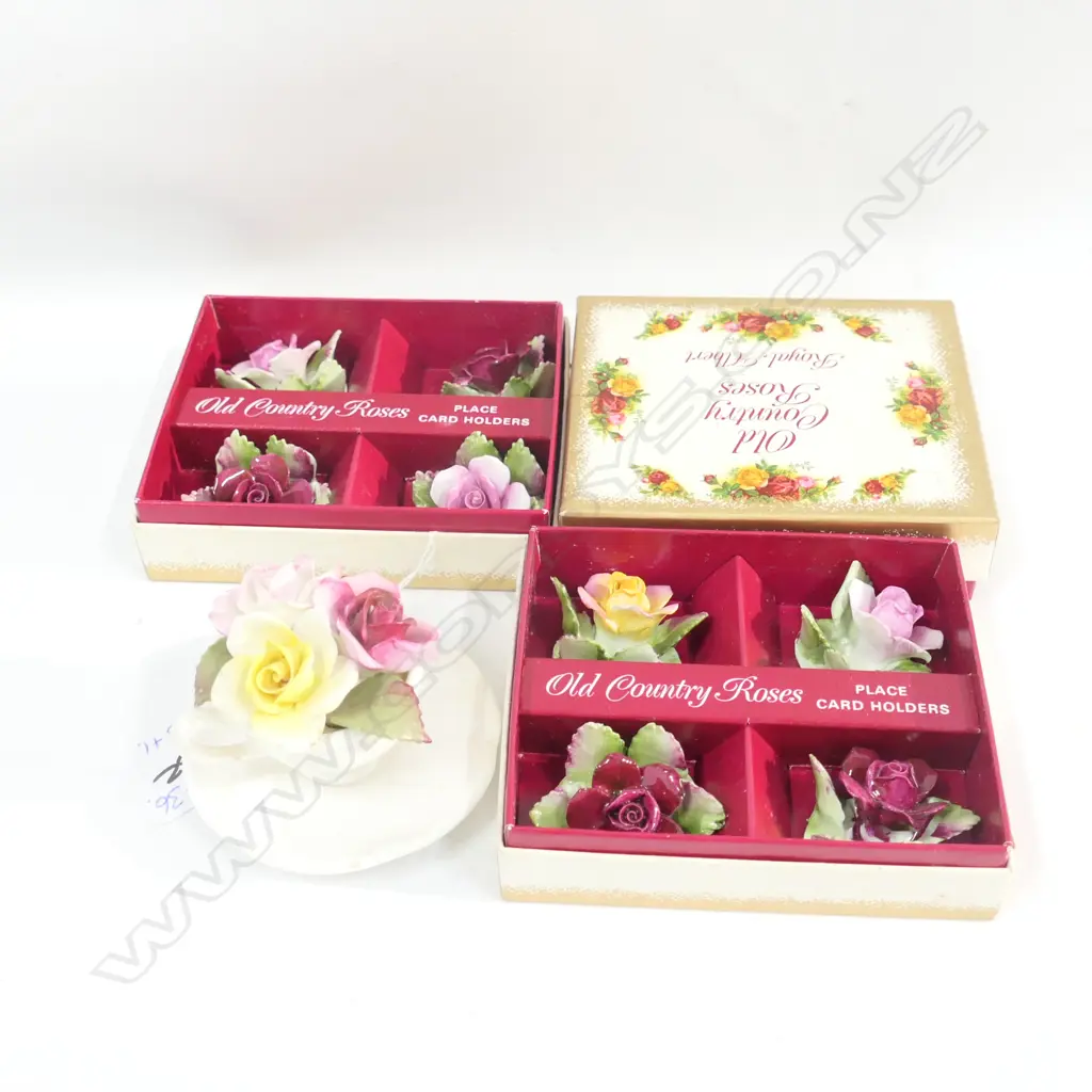 R/ALBERT 'OLD COUNTRY ROSE PLACE CARD HOLDERS X 3 SETS Image 1++