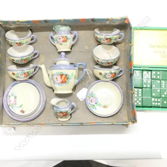 CHILDS 17 PIECE TEA SET IN BOX, AF + SET OF GREEN DOMINOES IN BOX