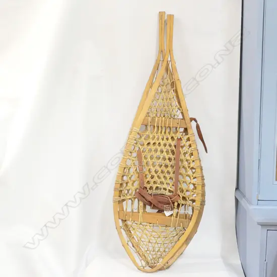PR VINTAGE BENTWOOD SNOW SHOES